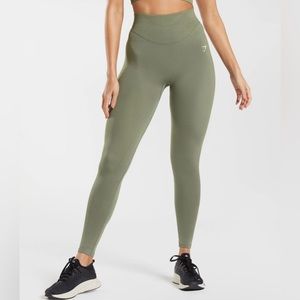 Gymshark Sweat Seamless Leggings in Dusty Olive